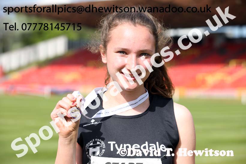 Womens under-17s long jump, North Eastern Champs, Gateshead Stadium. Photo: David T. Hewitson/Sports for All Pics